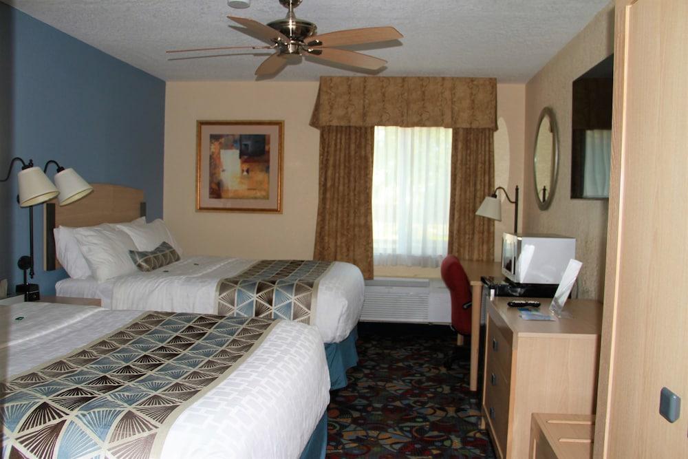 Hotel Baymont By Wyndham Stevens Point Extérieur photo